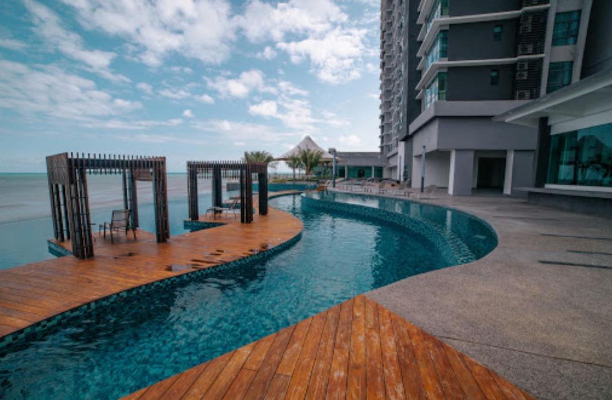 Cozy Seaview Studio At Imperium Residence Tanjung Lumpur กวนตัน ภายนอก รูปภาพ